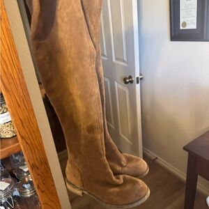 Free People Over-the-Knee Suede Boots in Camel Brown